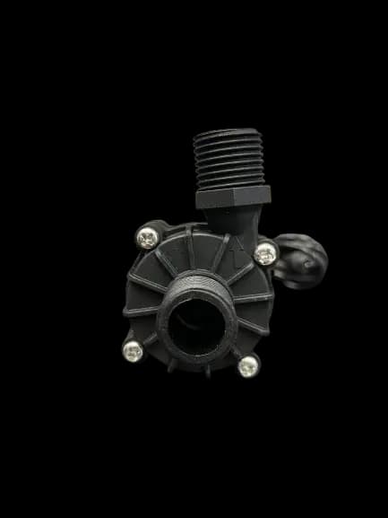 Vattenpump till Chiller One